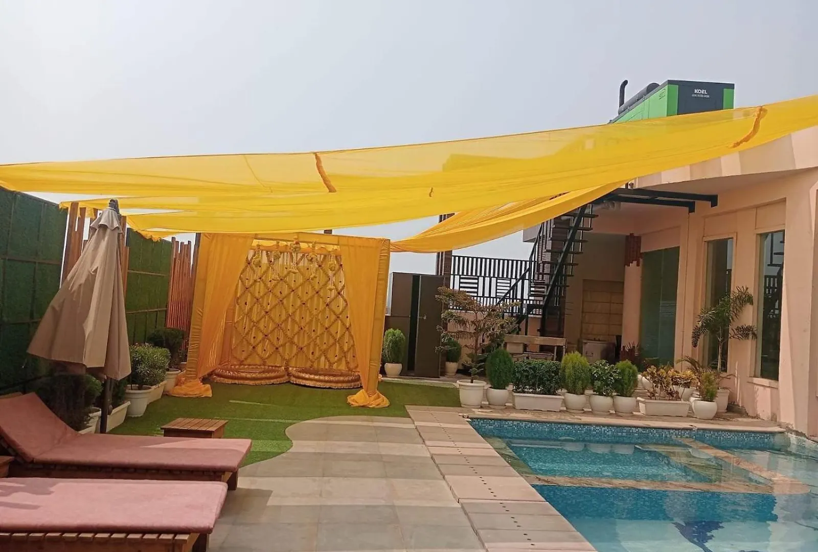 Hotel Prime Land Varanasi